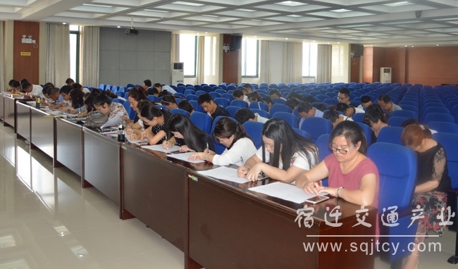 cc4e4216b2843c314da4300bd64da41b 考试现场照片1.jpg